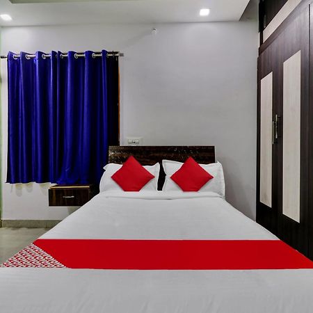 Hotel O Seshadri Homestay ティルパティ エクステリア 写真