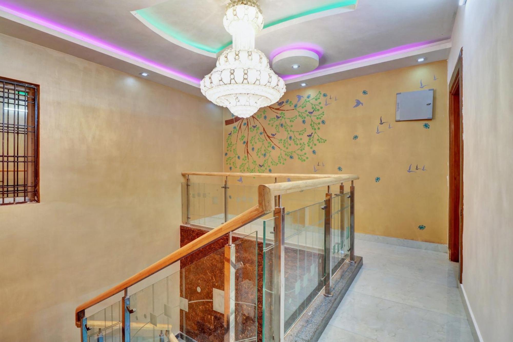 Hotel O Seshadri Homestay ティルパティ エクステリア 写真